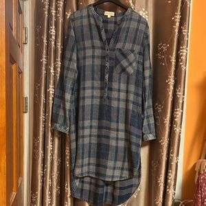 Cloth and Stone Plaid Long Sleeve dress M